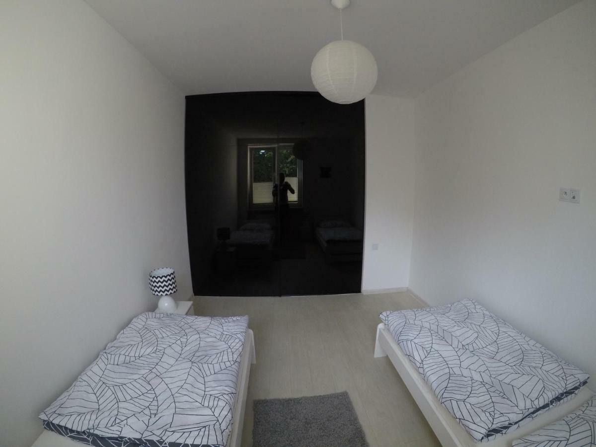 Nowoczesny Apartament III Al. Nmp Częstochowa Eksteriør bilde