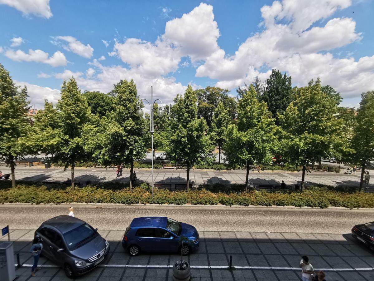 Nowoczesny Apartament III Al. Nmp Częstochowa Eksteriør bilde