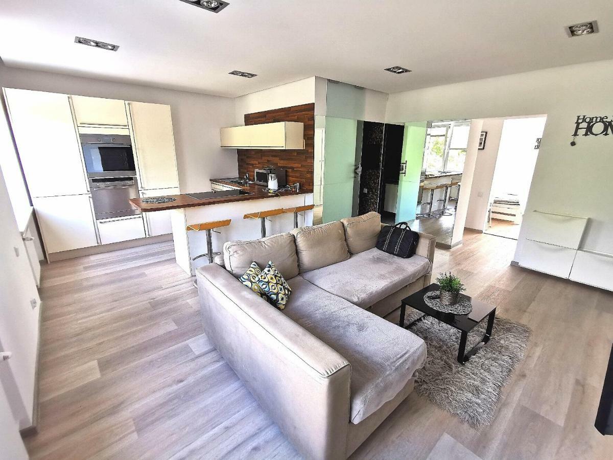 Nowoczesny Apartament III Al. Nmp Częstochowa Eksteriør bilde