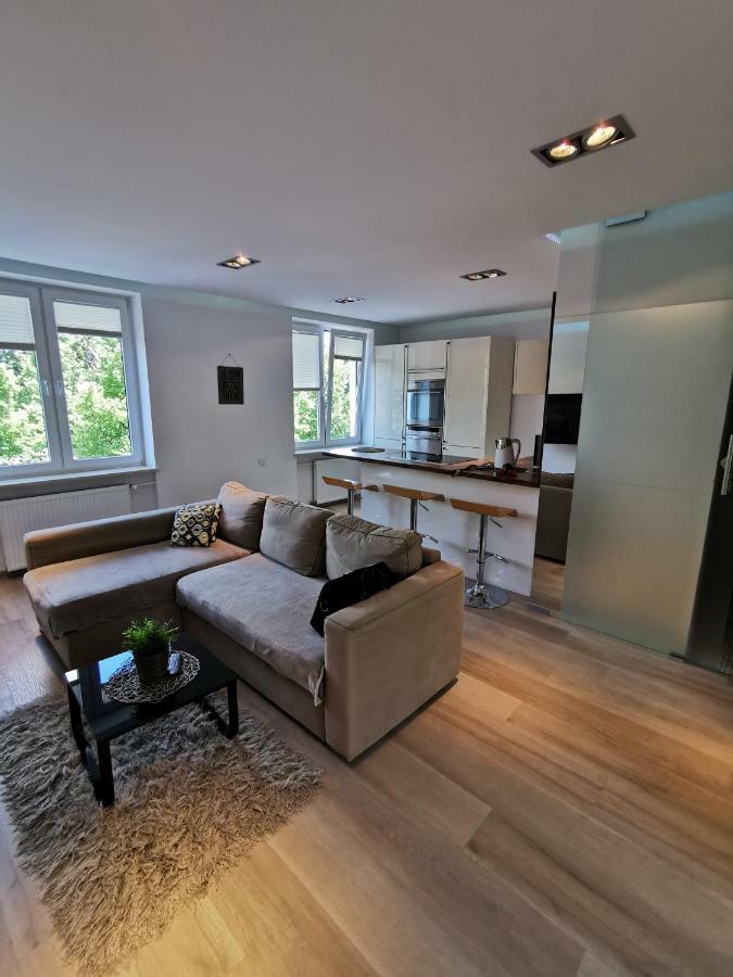 Nowoczesny Apartament III Al. Nmp Częstochowa Eksteriør bilde